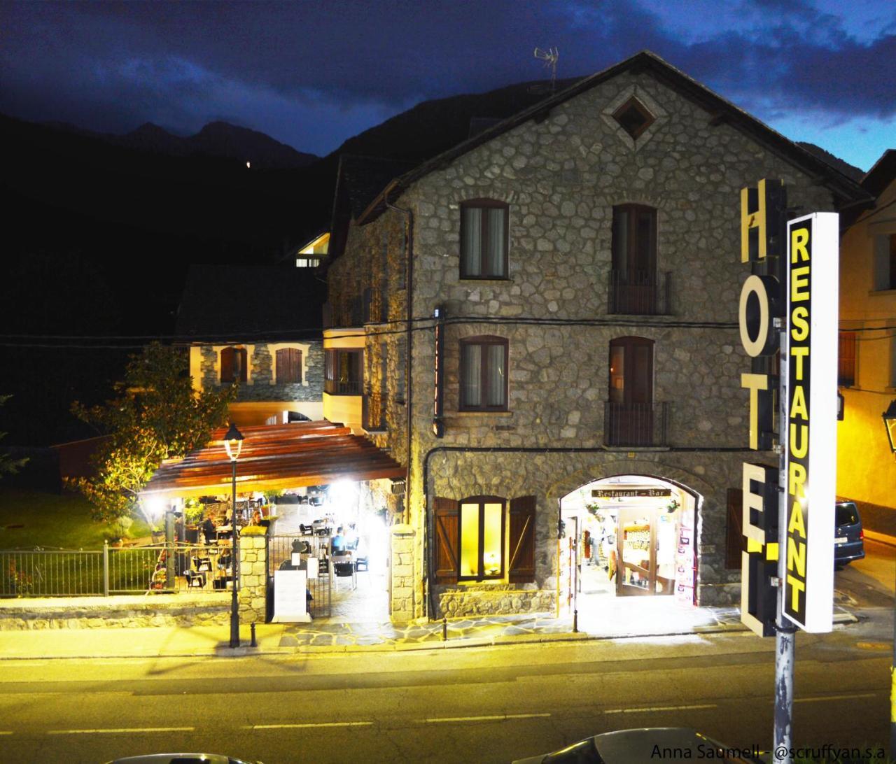 Hostal Vall D'Aneu By Arcas & Sambola Esterri d'Àneu Exteriör bild